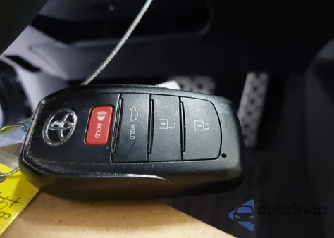 2025 Toyota Camry Se z USA, uszkodzony, nr VIN 4T1DAACK6SU057540